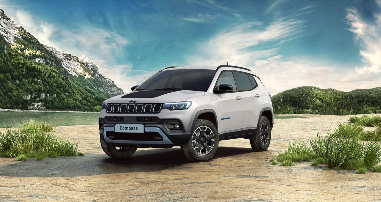 Jeep compass upland 1.3 phev 240 hp e6d at eawd
