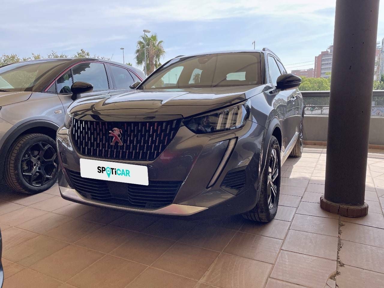 Peugeot 2008   bluehdi 130 s&s eat8 gt